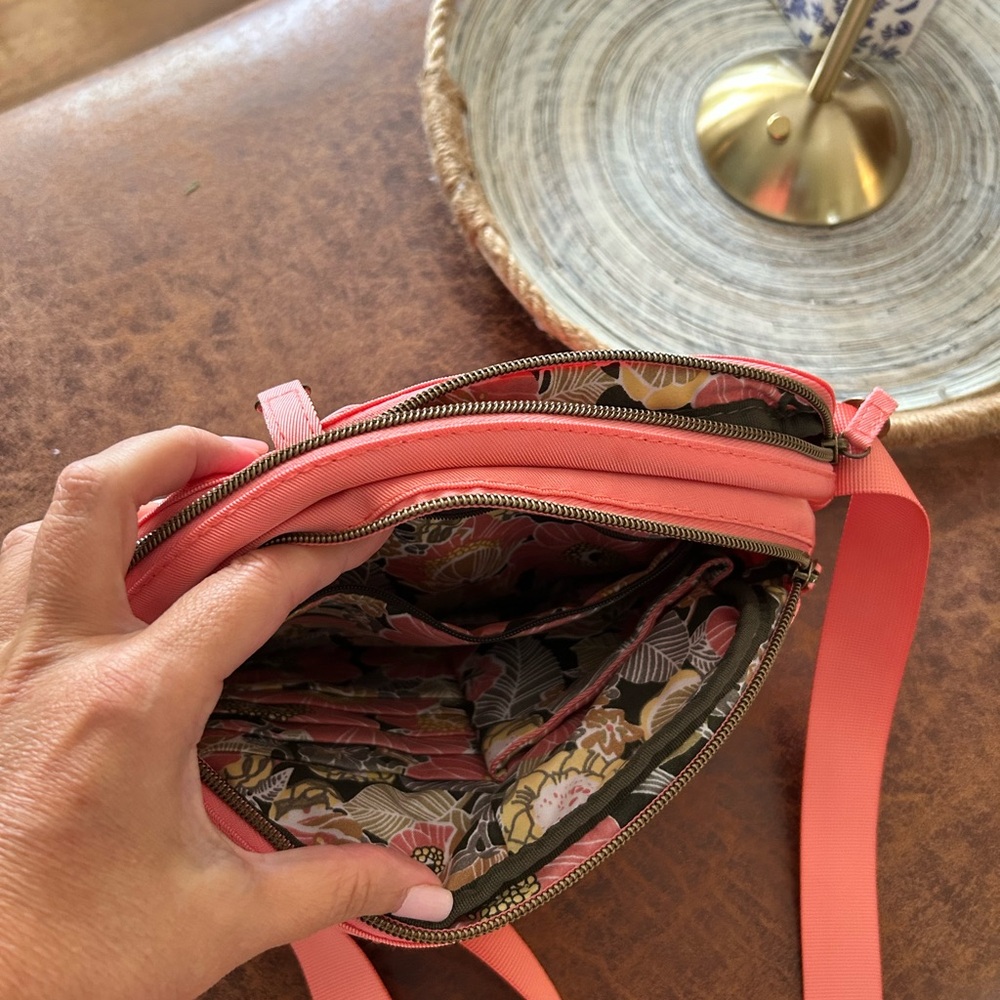 Travelon Pink Crossbody Bag with Gold Accents - Picture 2 of 6